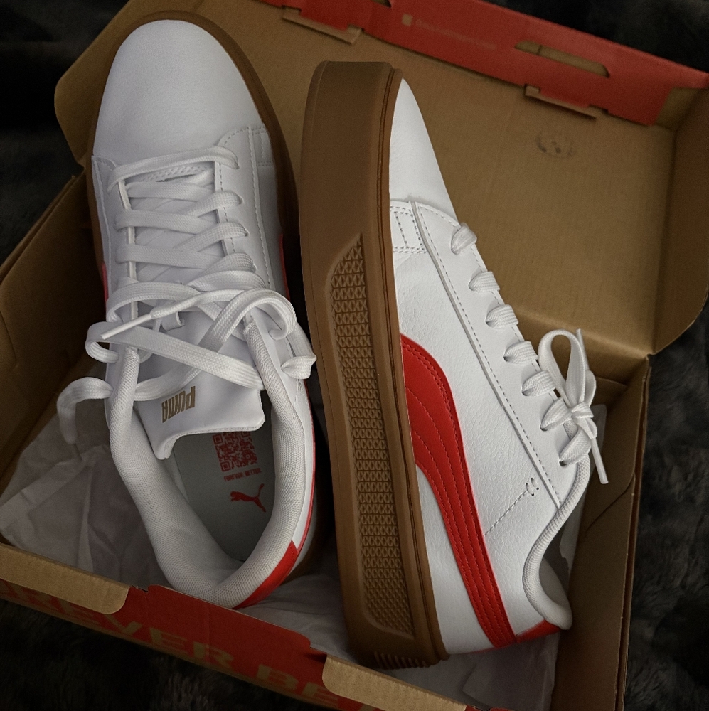 Puma White and Red Sneakers with Gum Sole